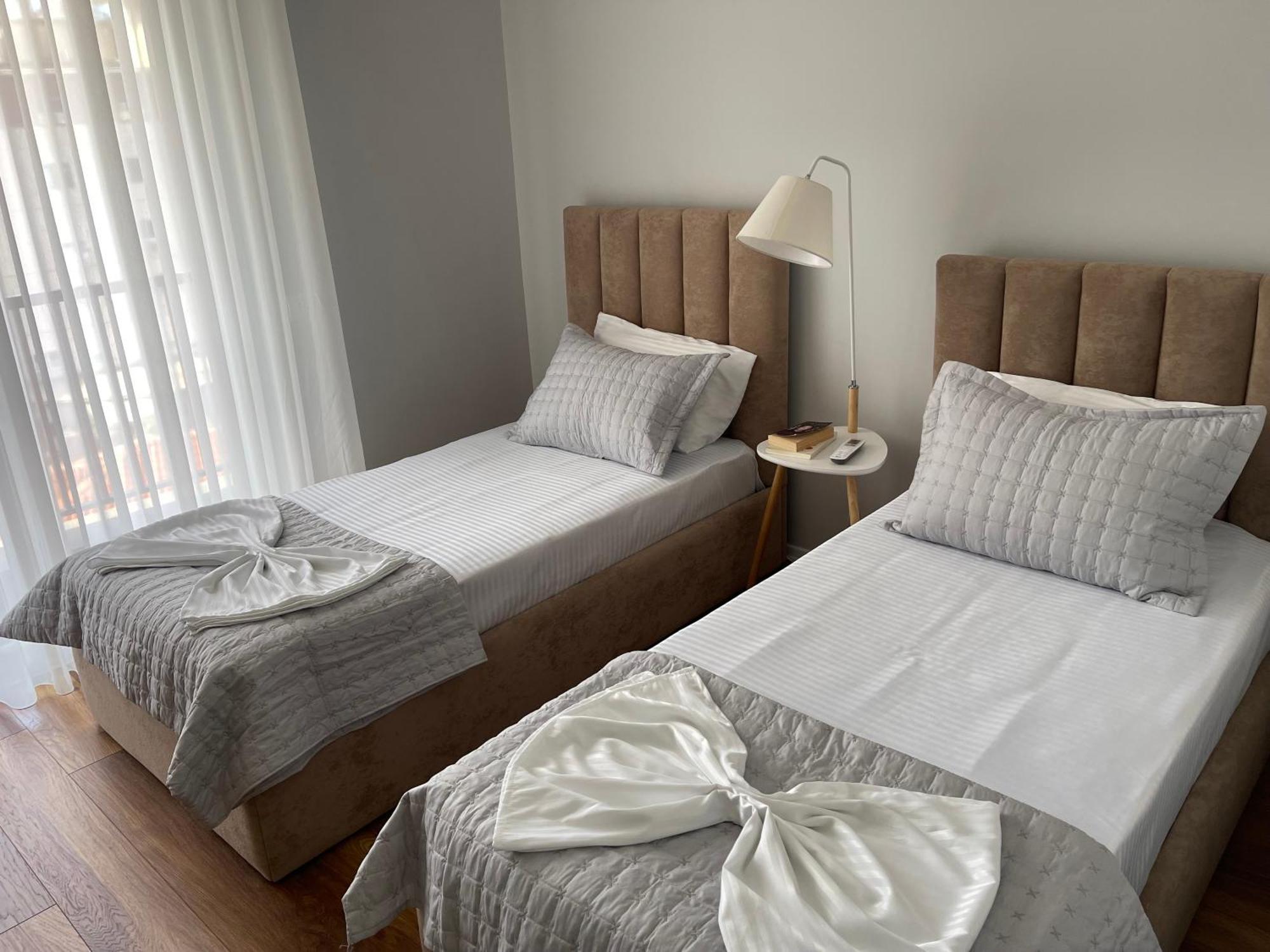 New Bazaar, Grand Apartment Tiranë Eksteriør bilde